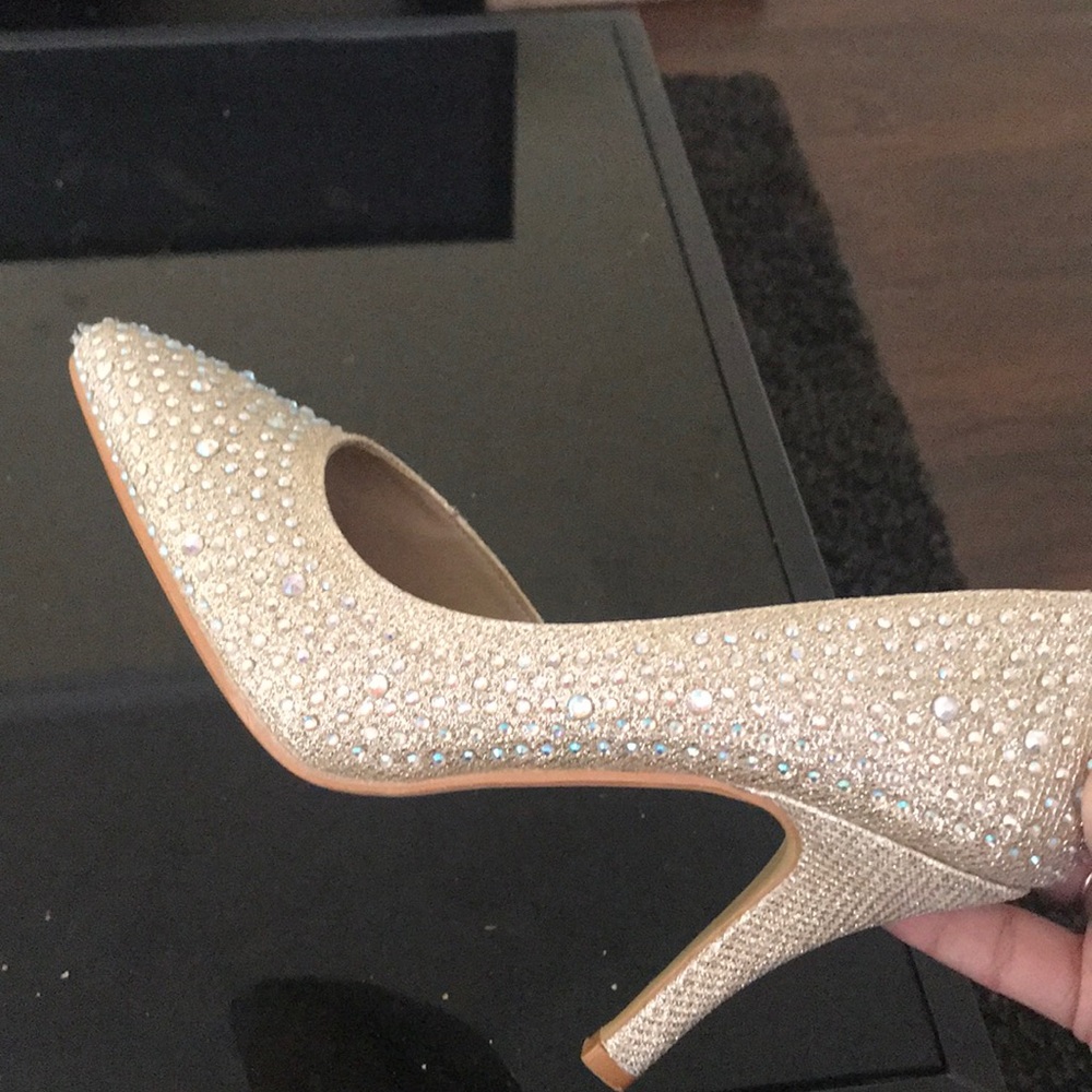 Delicacy Shoes - Picture 3 of 3